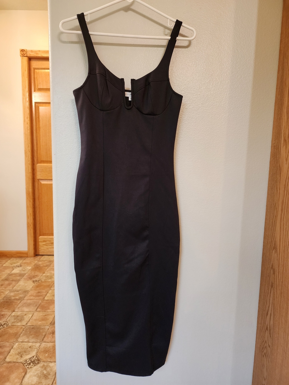 Good American Black Sculpted Bust Midi Dress - Sz 2